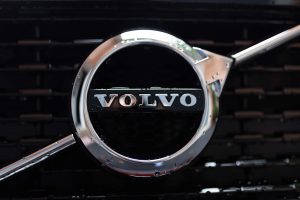 Volvo Trucks Brings Electricity On The Road! Introducing the Volvo VNR