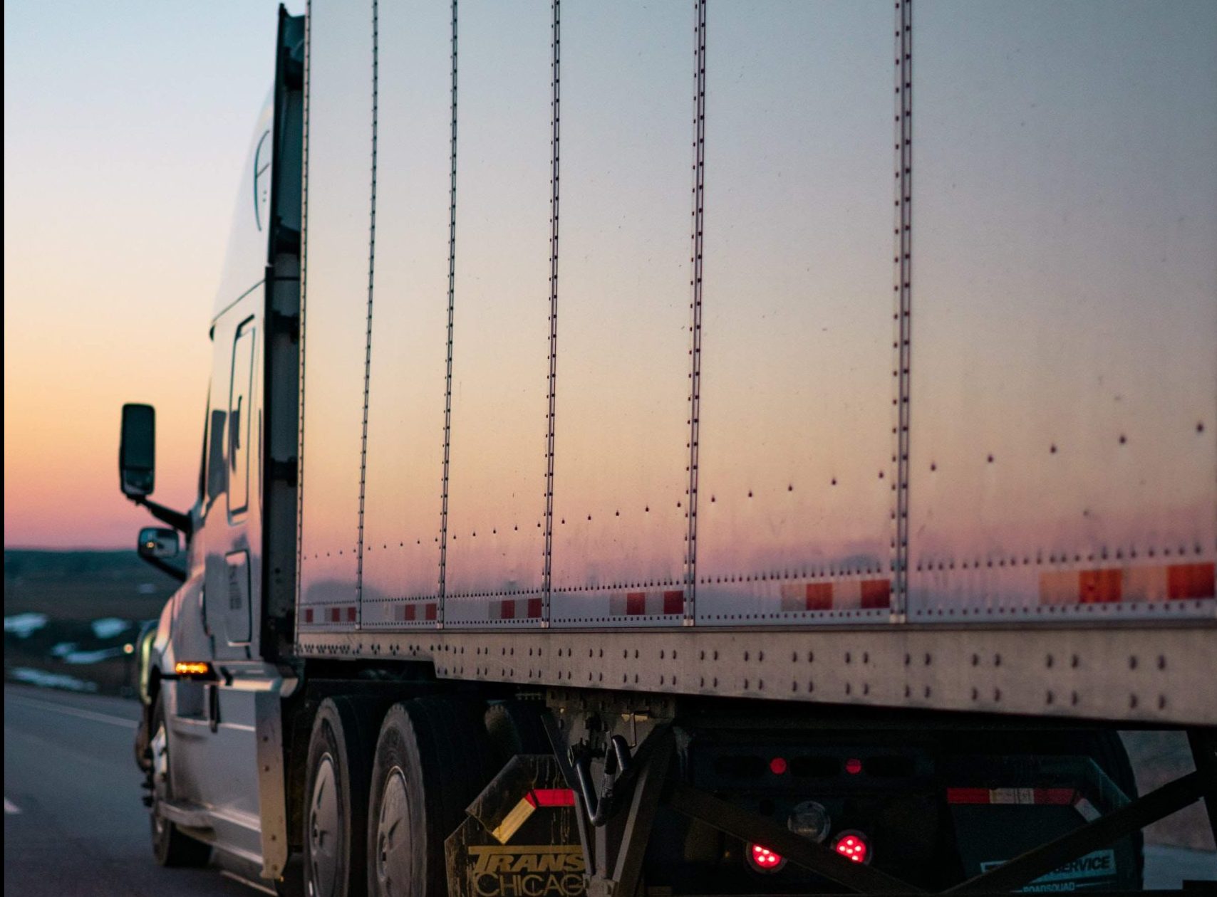 COVID Is A Mighty Threat, But Truckers Don’t Need the Vaccine Mandate